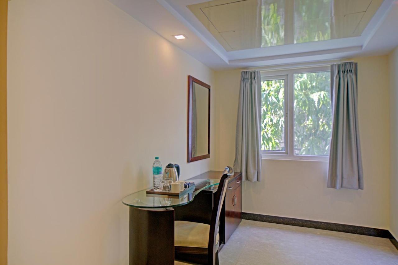 Townhouse 515 Hotel Iris T Nagar Near Shri Ayyappan Temple チェンナイ エクステリア 写真